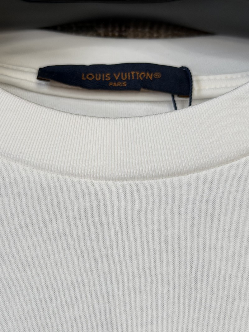 LV Micro Logo Patch Short-Sleeve T-Shirt 7