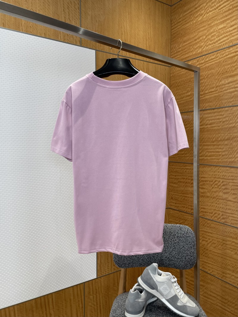 LV Leather Label Crew Neck Short Sleeve T-Shirt 1