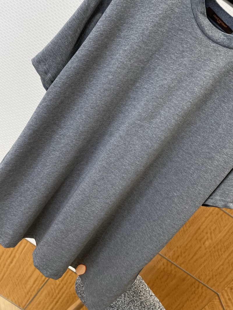 LV Leather Logo Cotton Crew Neck Short-Sleeve T-Shirt 3