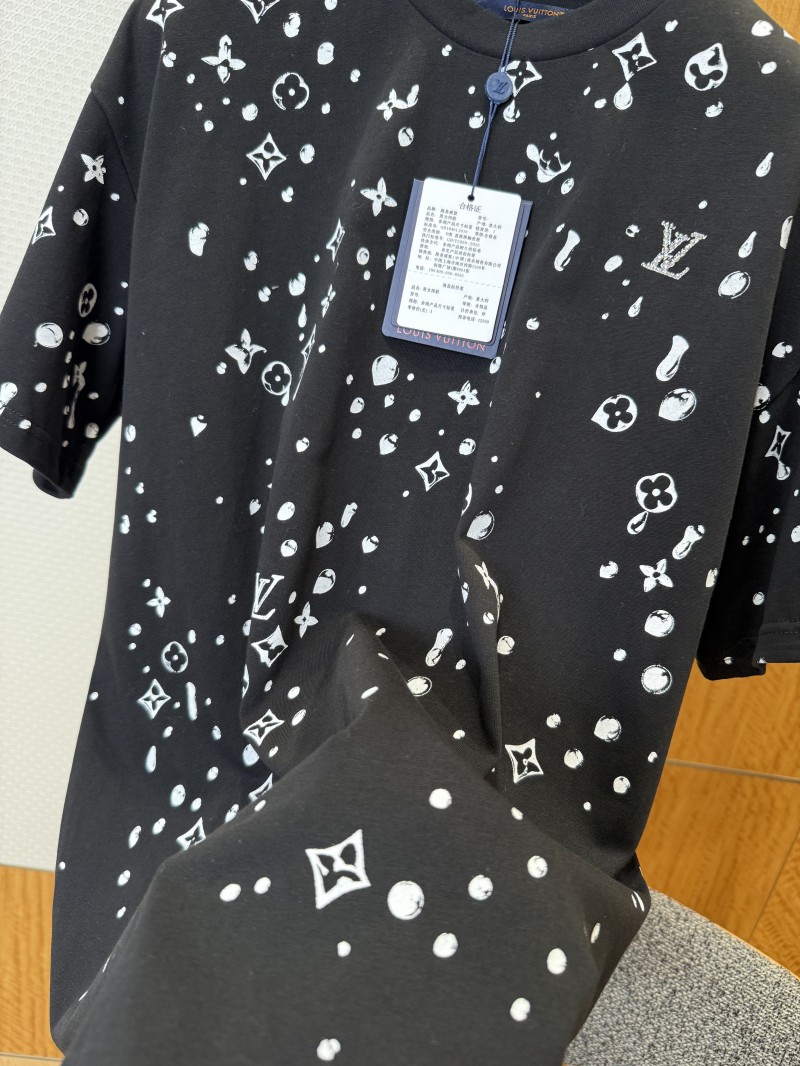 LV Droplet Print Letter Crew Neck Short Sleeve T-Shirt 6