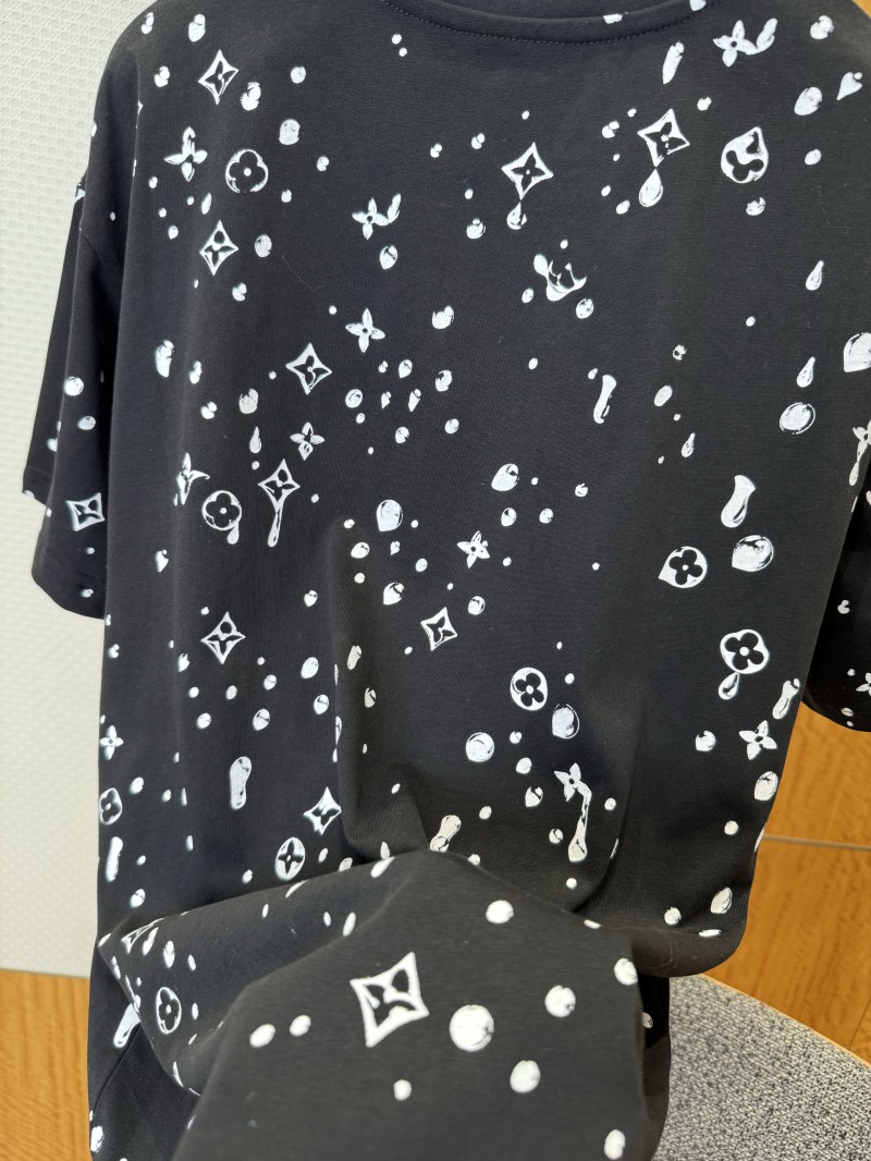 LV Droplet Print Letter Crew Neck Short Sleeve T-Shirt 7