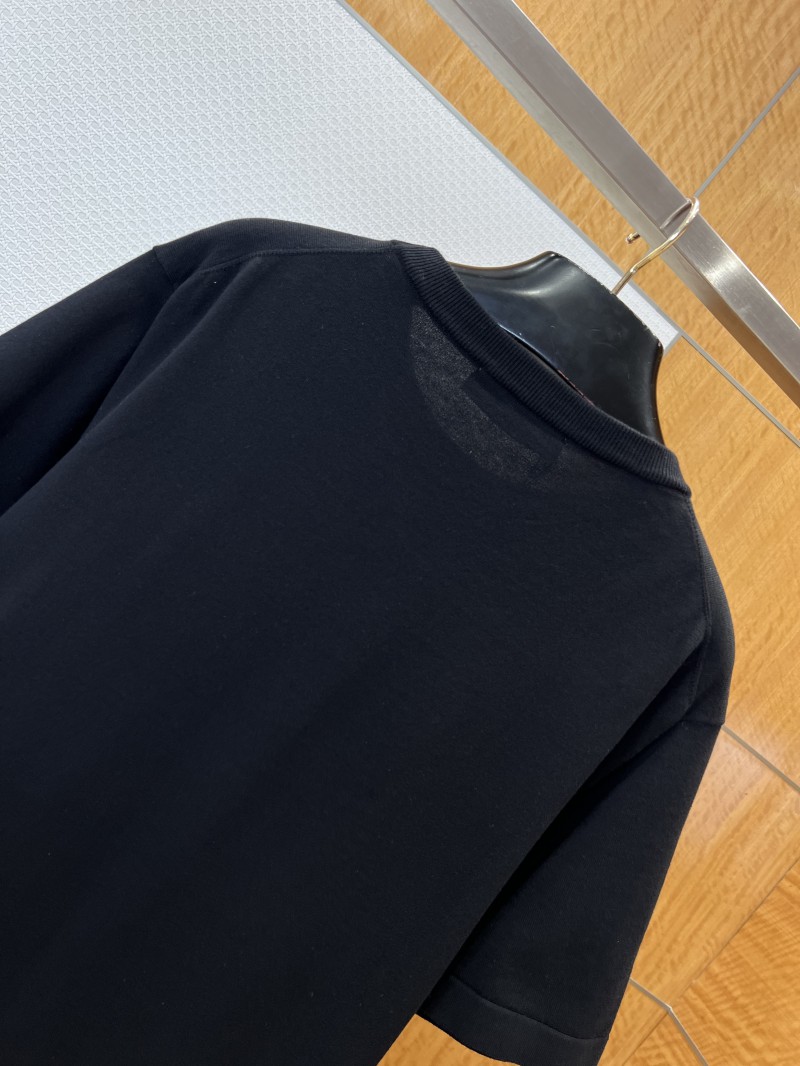 LV Logo Embroidered Knit Short-Sleeve T-Shirt 1 5