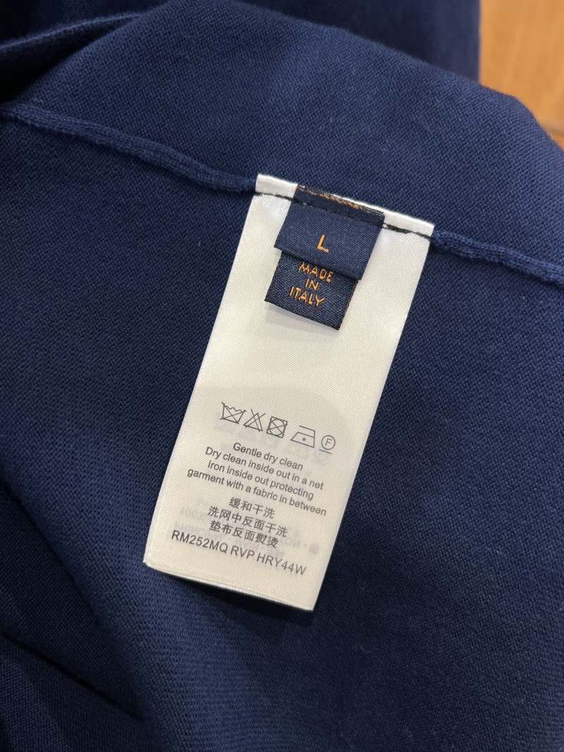 LV Logo Embroidered Knit Short-Sleeve T-Shirt 3 8