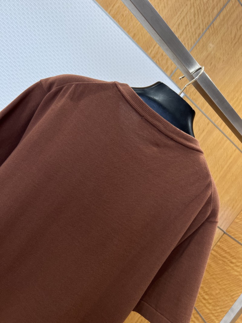 LV Logo Embroidered Knit Short-Sleeve T-Shirt 4 5