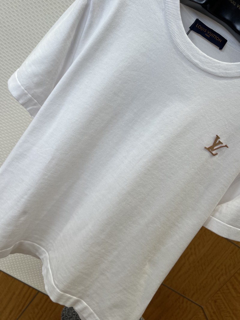 LV Logo Embroidered Knit Short-Sleeve T-Shirt 2 3