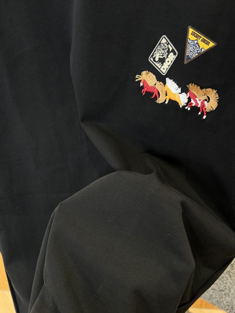 Dior Animal Embroidered Crew-Neck Short-Sleeve T-Shirt 2 4