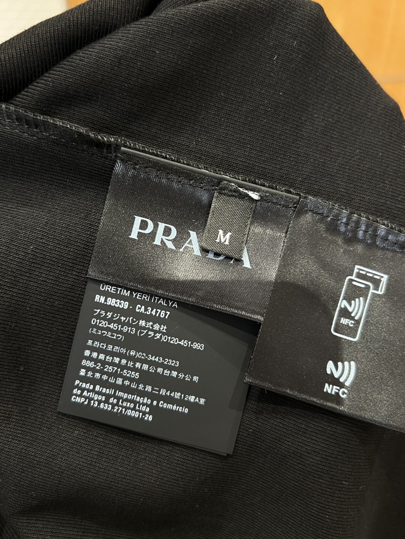 Prada Enamel Triangle Logo Sleeveless Tank Top 1 8