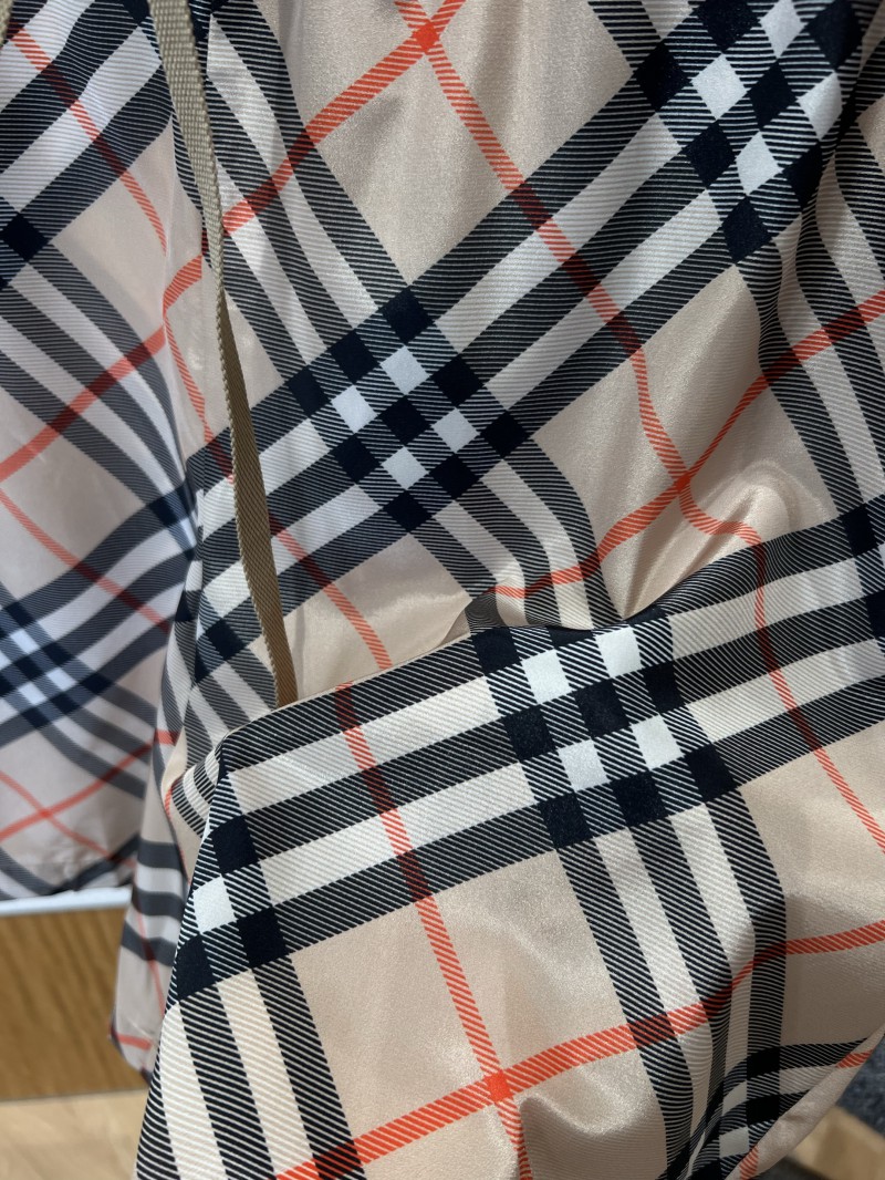 Prada Classic Checkered Drawstring Casual Shorts 4