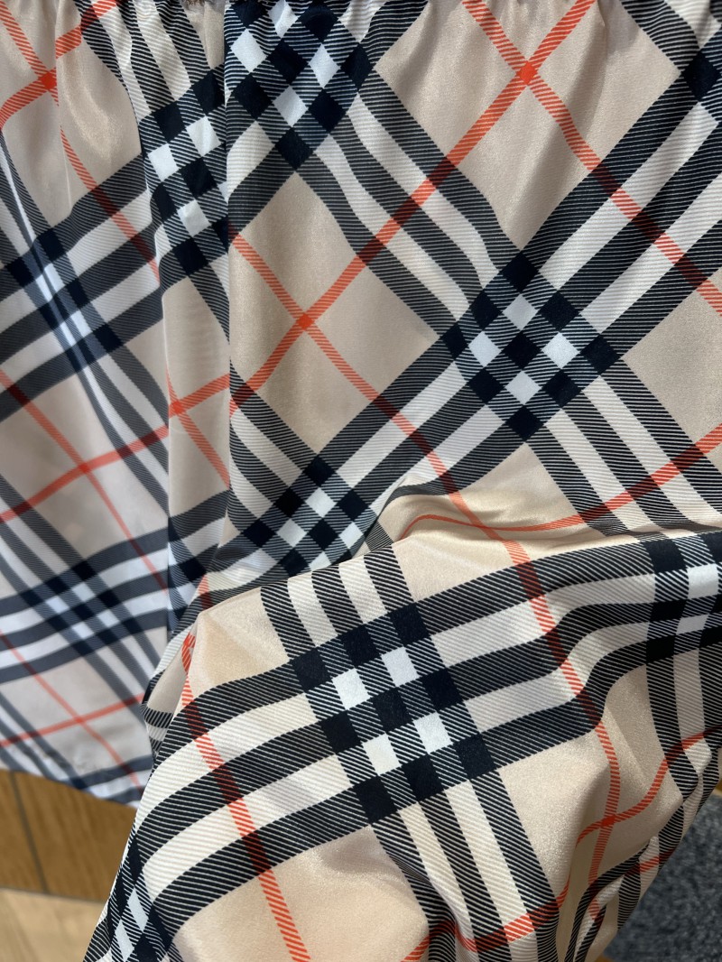 Prada Classic Checkered Drawstring Casual Shorts 7