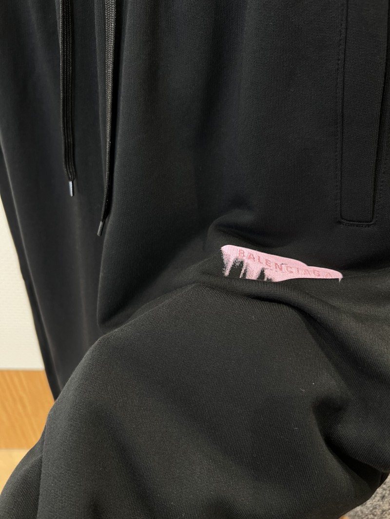 Balenciaga Letter Logo Embroidered Wide-Leg Casual Sweatpants 4