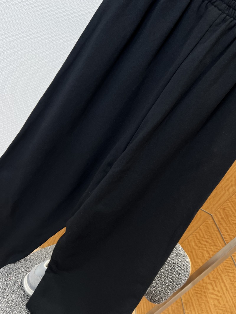 Balenciaga Letter Logo Embroidered Wide-Leg Casual Sweatpants 6