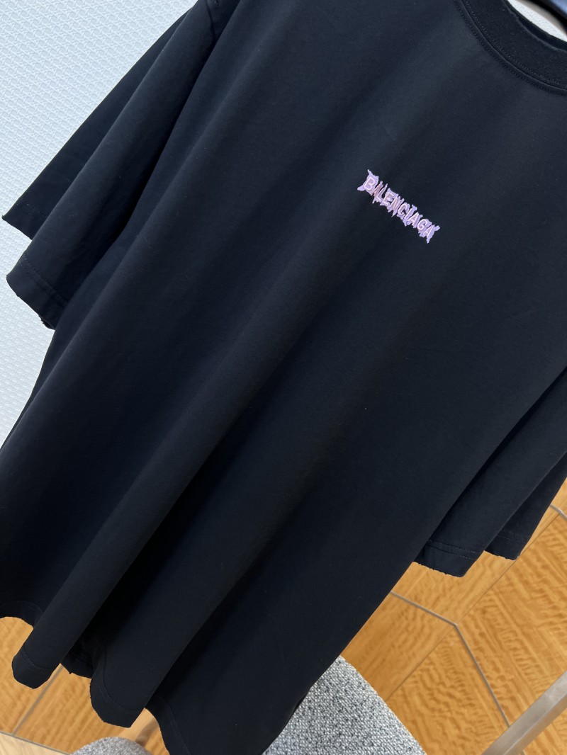 Balenciaga Gothic-Style Letter Embroidered Crew-Neck Short-Sleeve T-Shirt 3