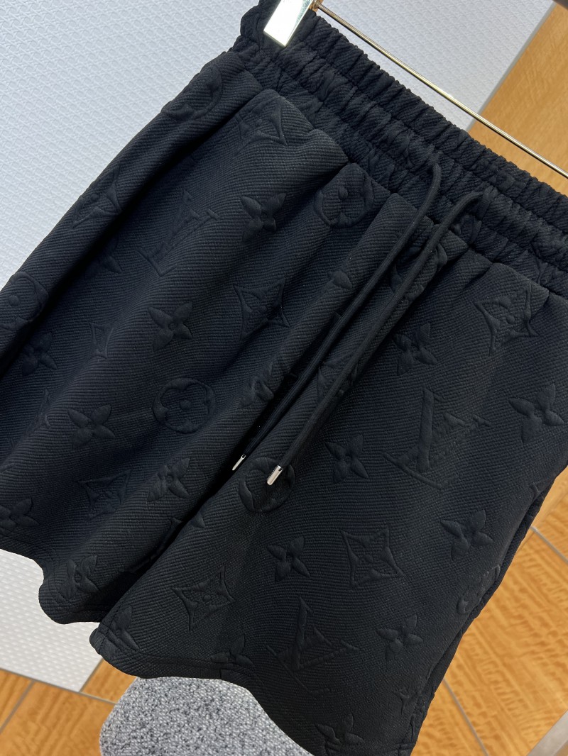 LV Logo-Embossed Drawstring Casual Shorts 2 3