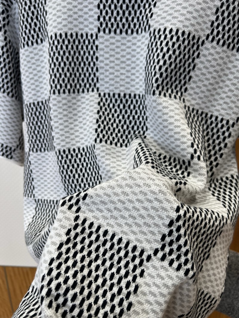 LV Classic Checkered Jacquard Knit Short-Sleeve T-Shirt 3 7