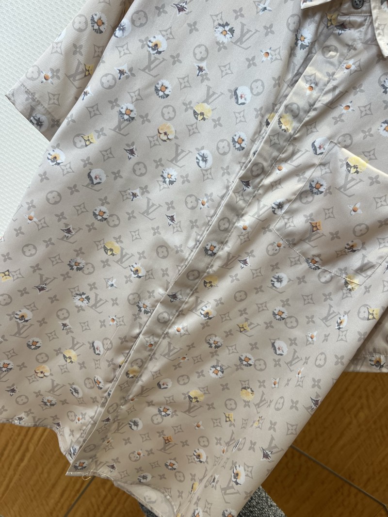 LV Monogram Print Silk Short-Sleeve Shirt 1 3