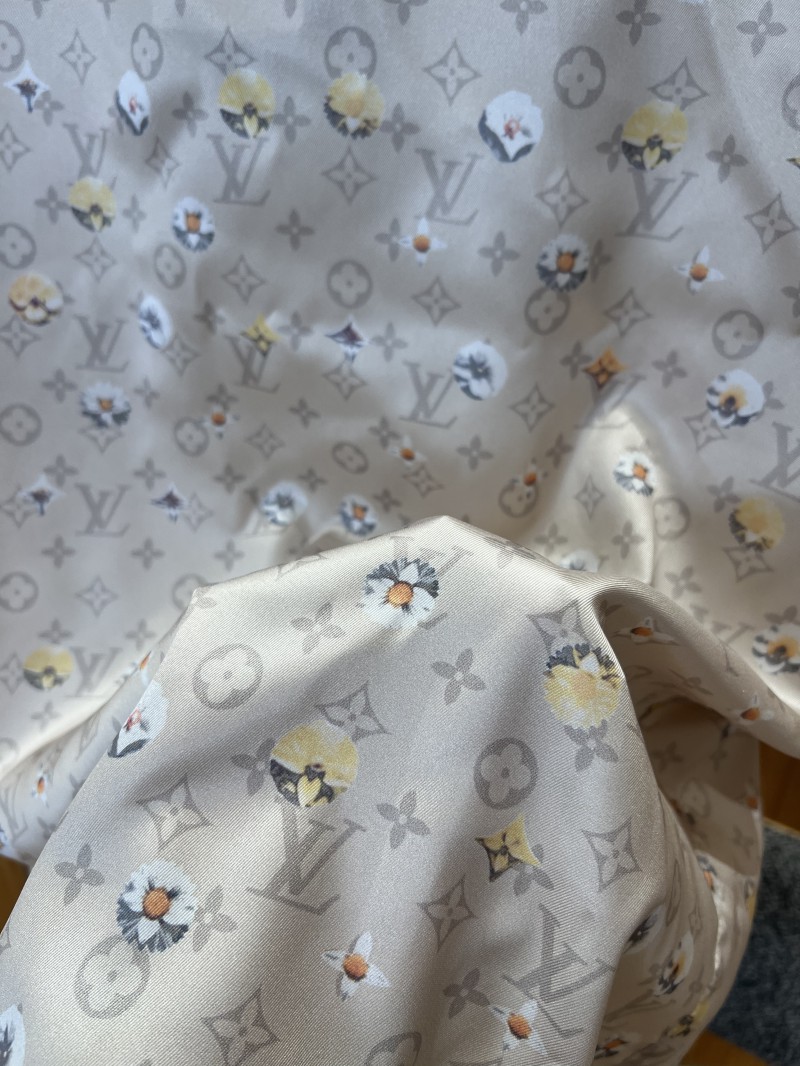 LV Monogram Print Silk Short-Sleeve Shirt 1 7