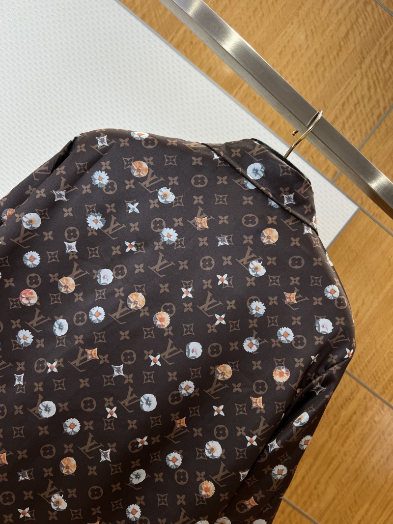 LV Monogram Print Silk Short-Sleeve Shirt 2 5