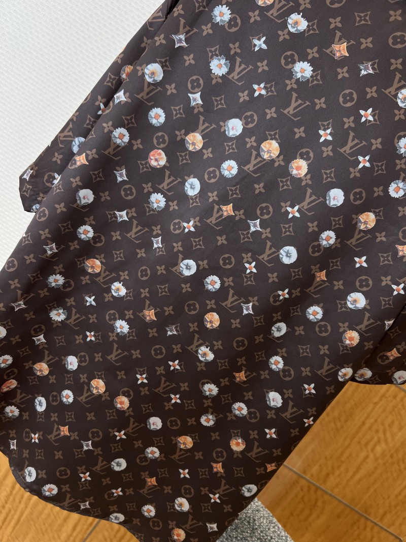 LV Monogram Print Silk Short-Sleeve Shirt 2 6
