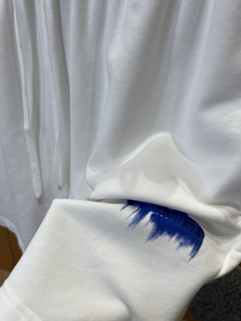 Balenciaga Resin-Embellished Embroidered Drawstring Casual Shorts 4