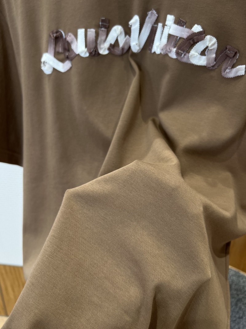LV Gradient Patch Embroidered Short-Sleeve T-Shirt 1 4