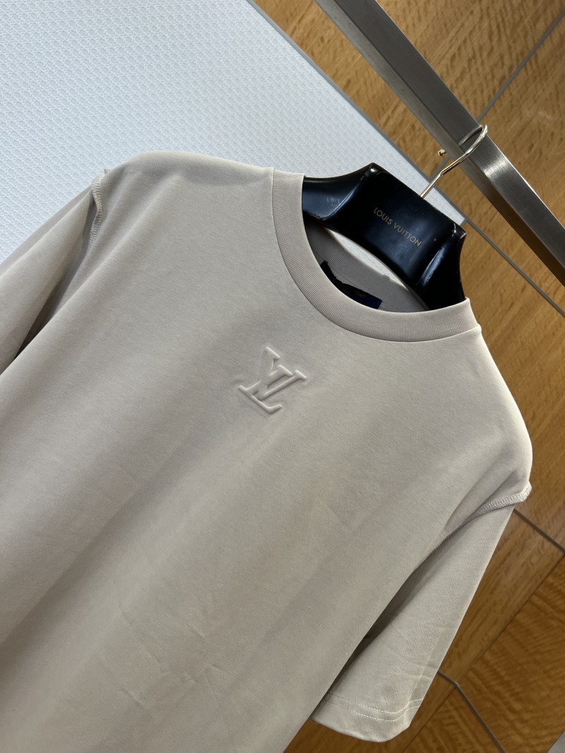 LV Embossed Logo Short-Sleeve T-Shirt 1 5