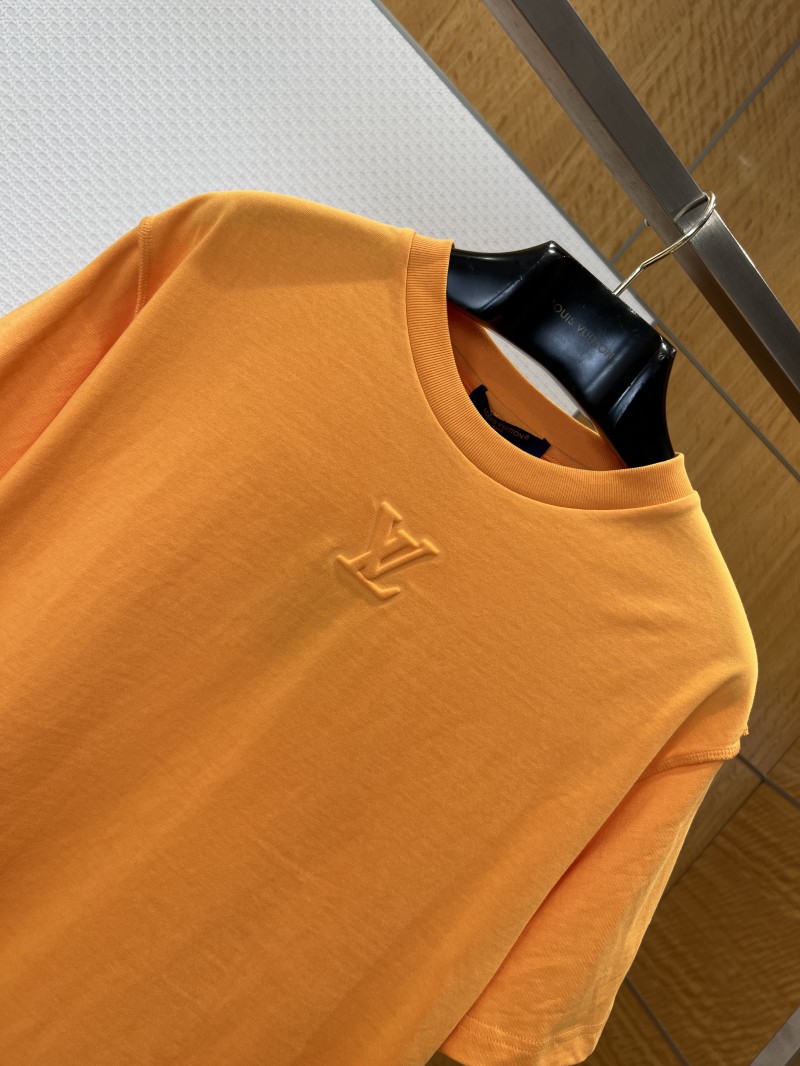 LV Embossed Logo Short-Sleeve T-Shirt 2 2