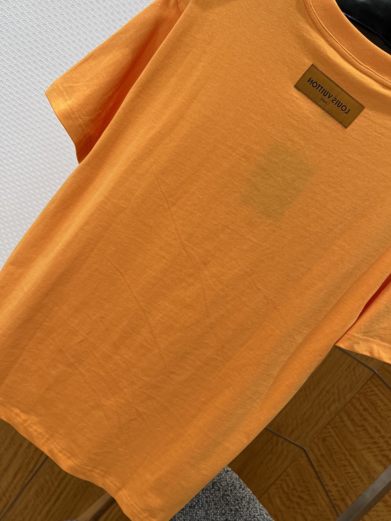 LV Embossed Logo Short-Sleeve T-Shirt 2 6