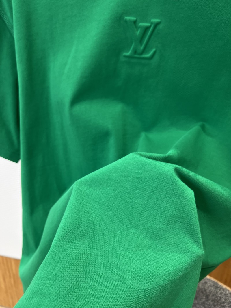 LV Embossed Logo Short-Sleeve T-Shirt 4 4
