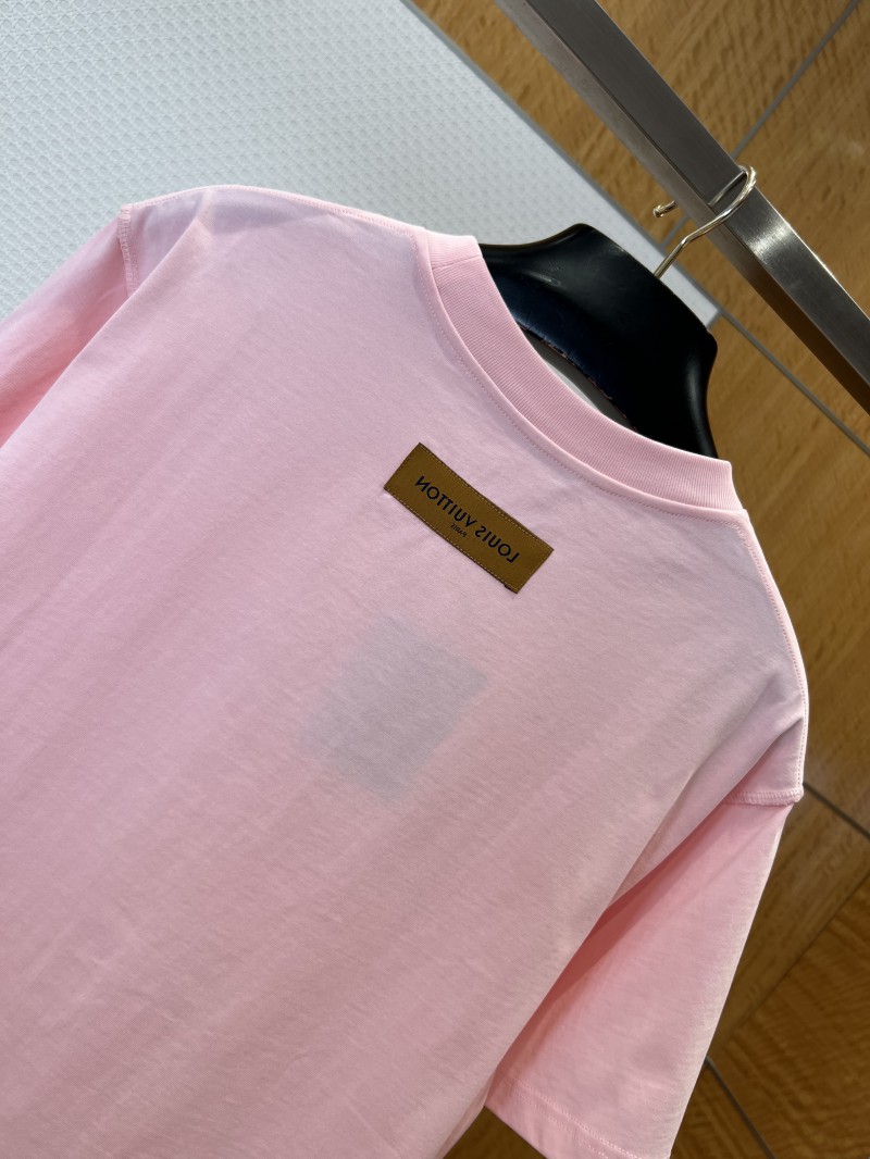 LV Embossed Logo Short-Sleeve T-Shirt 5 5