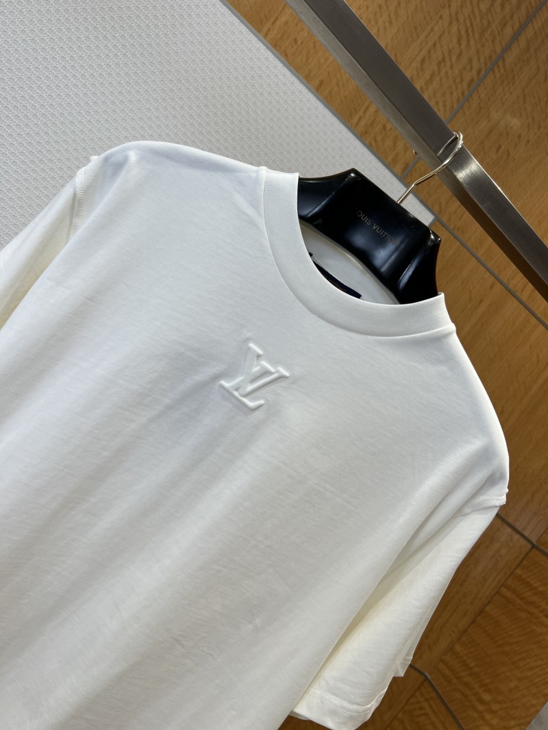 LV Embossed Logo Short-Sleeve T-Shirt 6 2