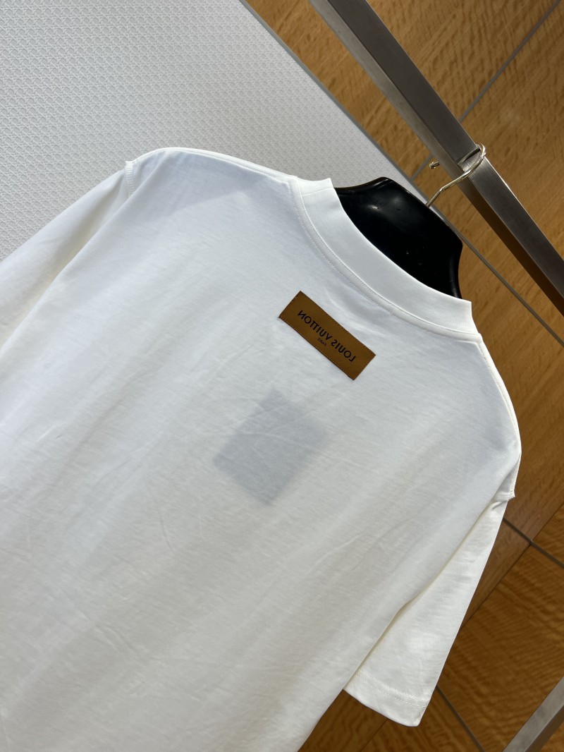 LV Embossed Logo Short-Sleeve T-Shirt 6 5