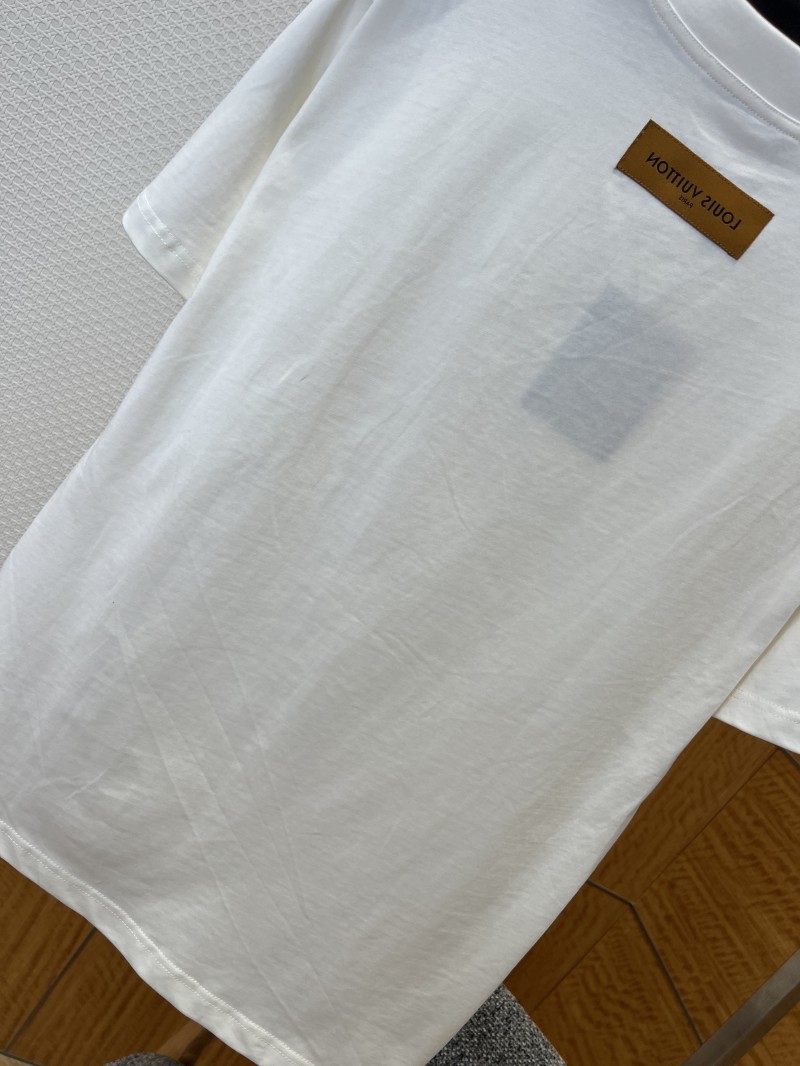 LV Embossed Logo Short-Sleeve T-Shirt 6 6