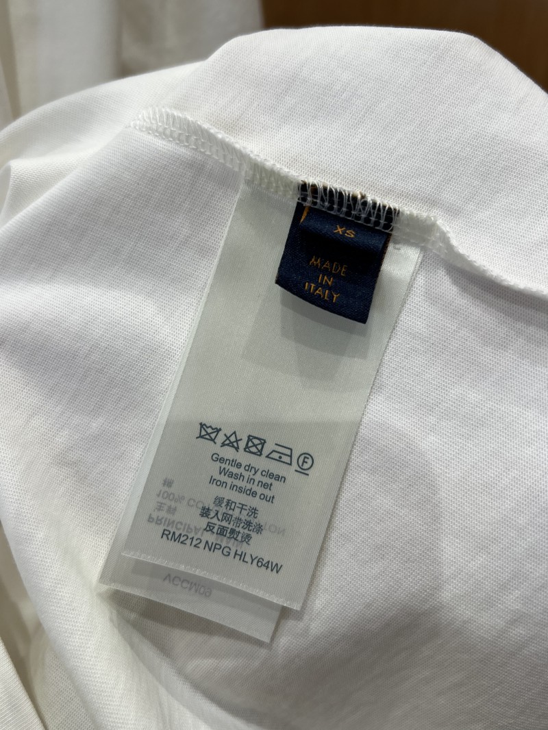 LV Embossed Logo Short-Sleeve T-Shirt 6 8
