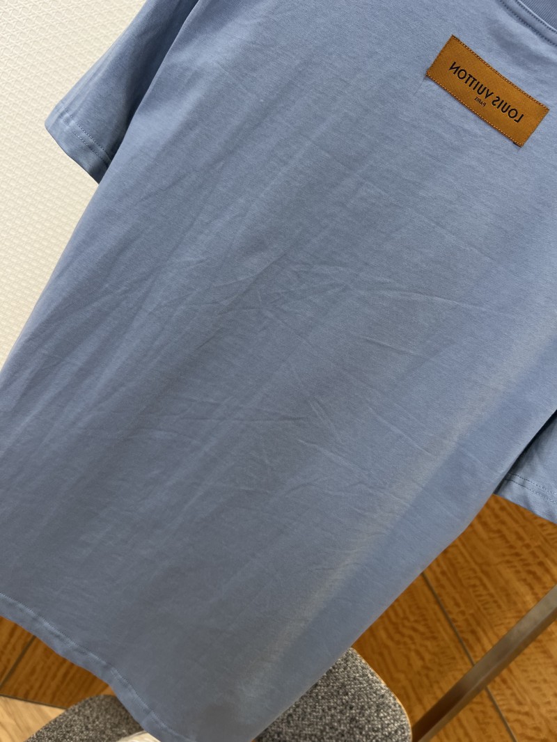LV Embossed Logo Short-Sleeve T-Shirt 2 6