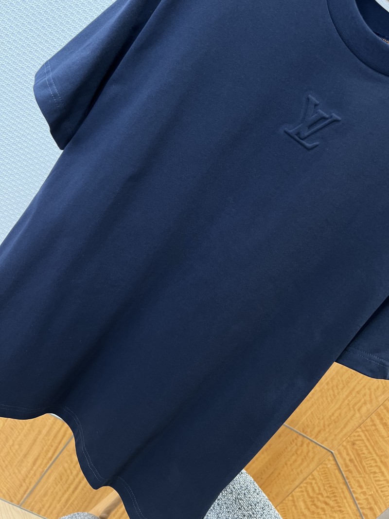 LV Embossed Logo Short-Sleeve T-Shirt 5 3