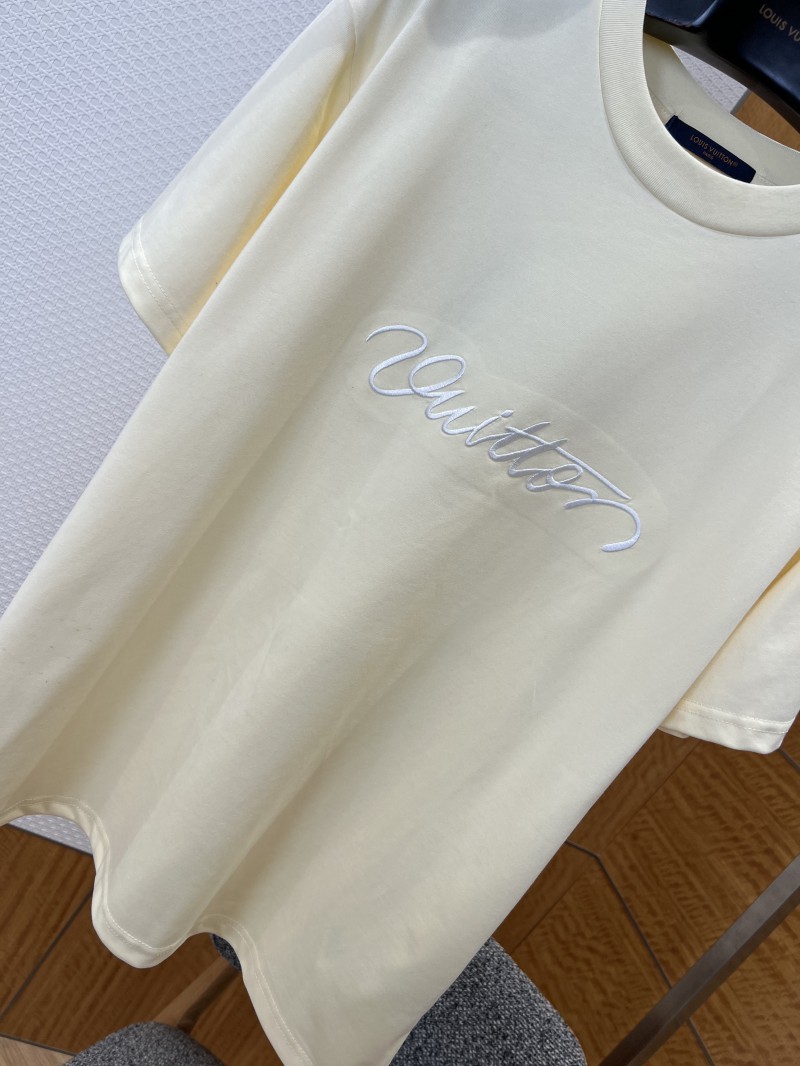 LV Handwritten Embroidered Crew-Neck Short-Sleeve T-Shirt 3