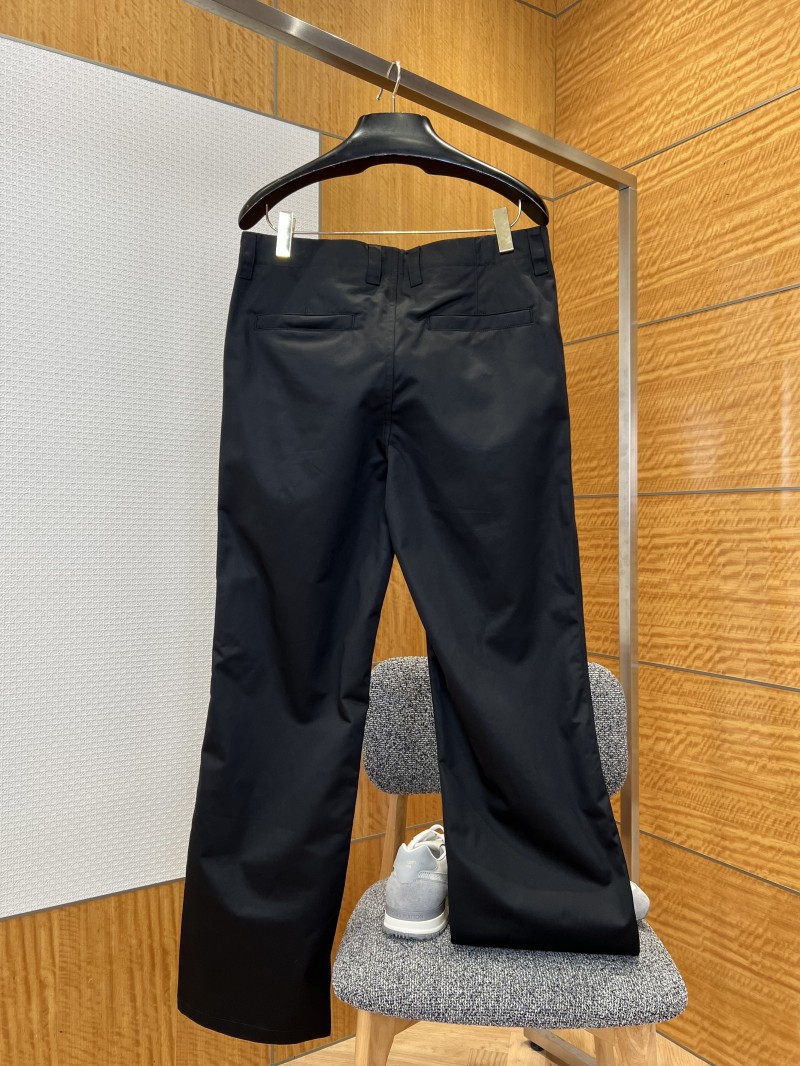 Gucci Printed Logo Pants 1
