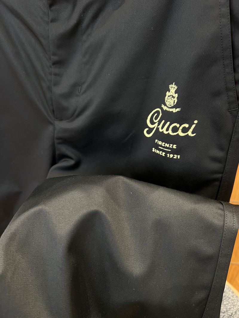 Gucci Printed Logo Pants 4