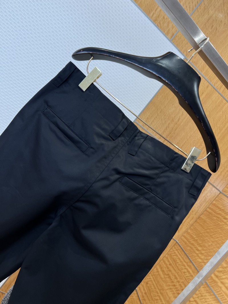 Gucci Printed Logo Pants 5