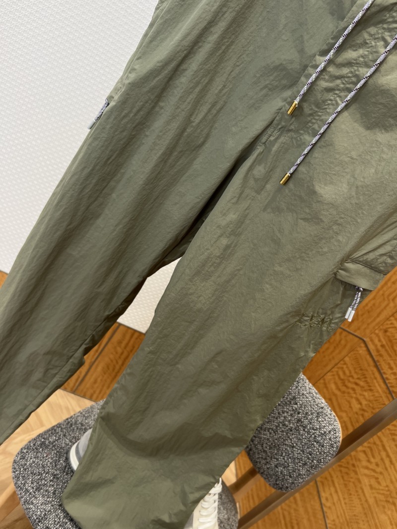 LV Functional-Style Multi-Pocket Drawstring Long pants 3