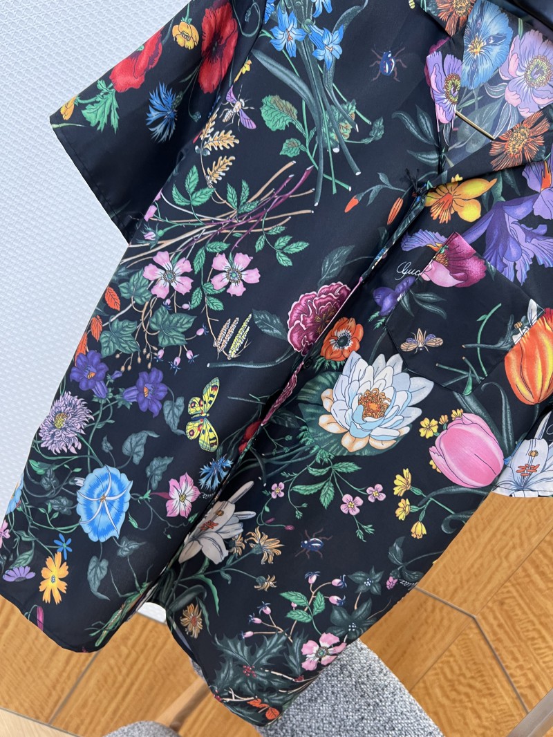 Gucci Floral All-Over Print Single-Button Short-Sleeve Shirt 3