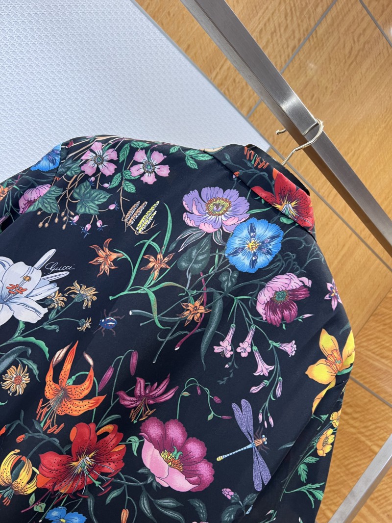 Gucci Floral All-Over Print Single-Button Short-Sleeve Shirt 5