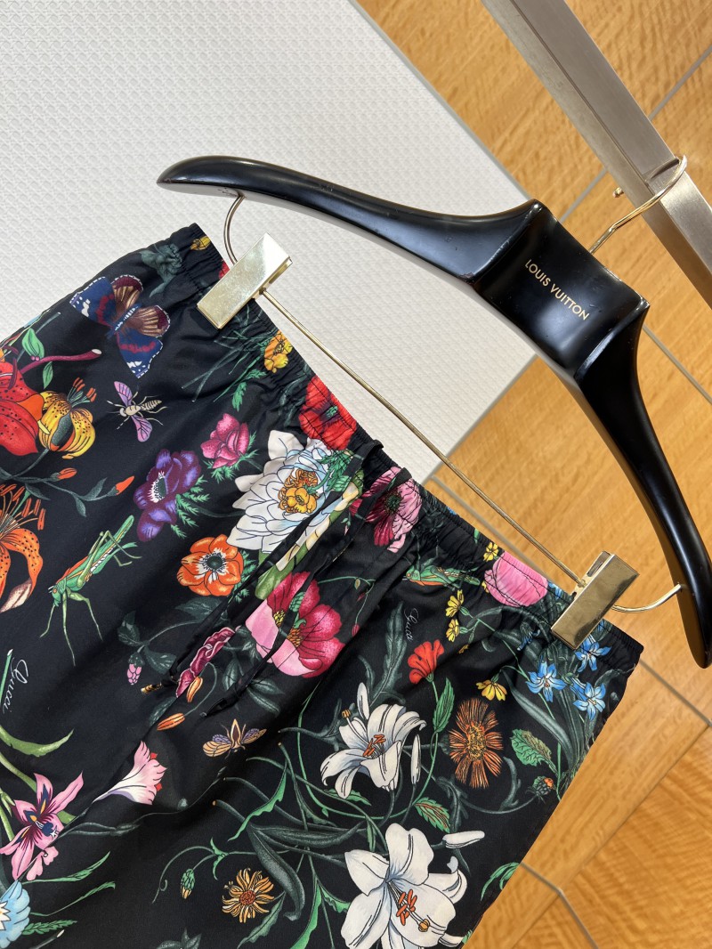 Gucci Floral and Insect Print Drawstring Shorts 2