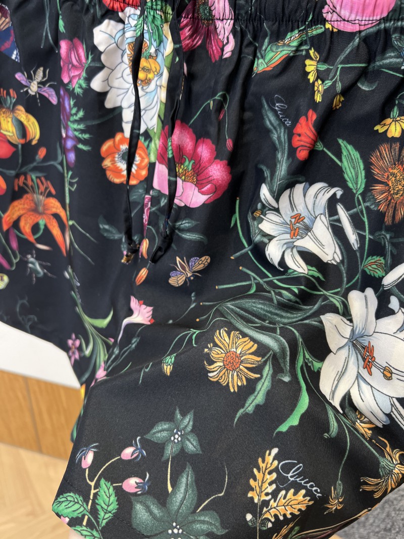 Gucci Floral and Insect Print Drawstring Shorts 4