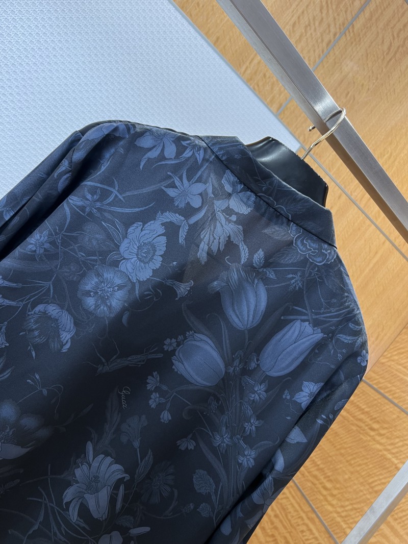 Gucci Floral Print lapel Long-Sleeve Collared Shirt 5