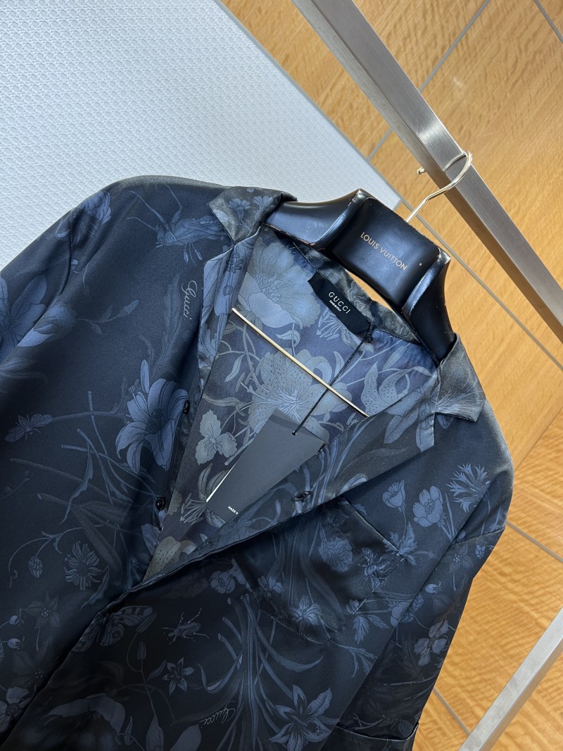Gucci Floral Print lapel Short-Sleeve Collared Shirt 4