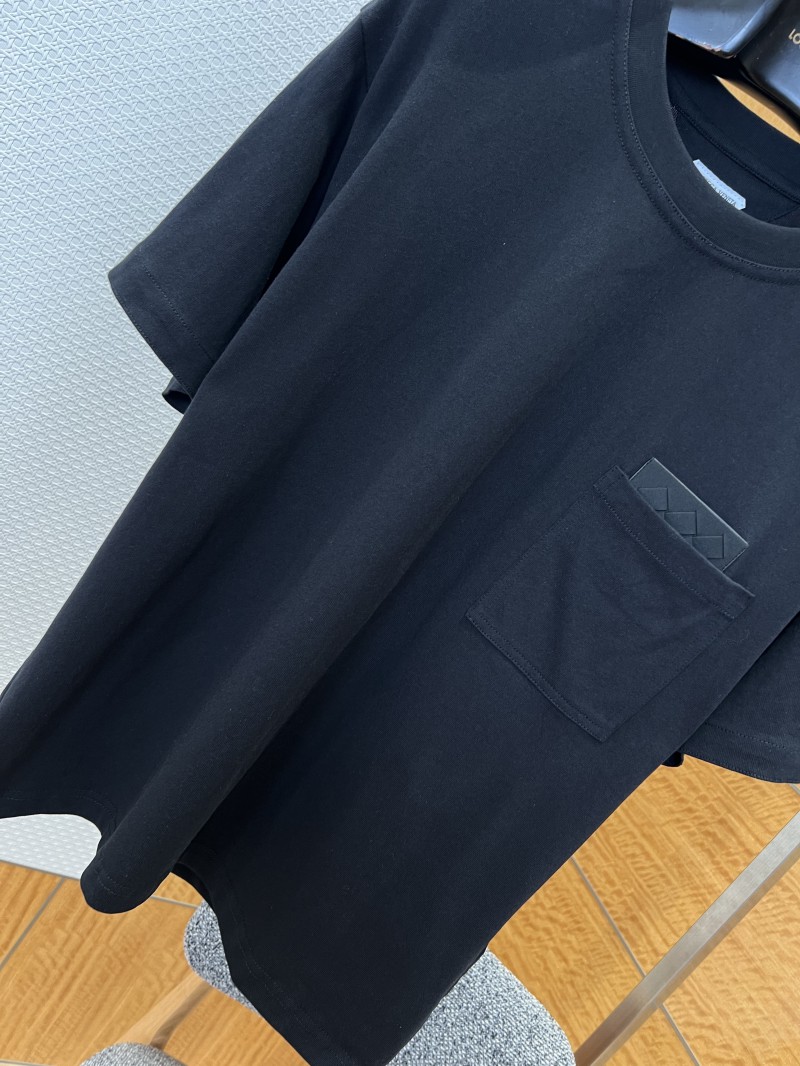 Bottega Veneta Pocket Embellished Crew-Neck Short-Sleeve T-Shirt 2 3