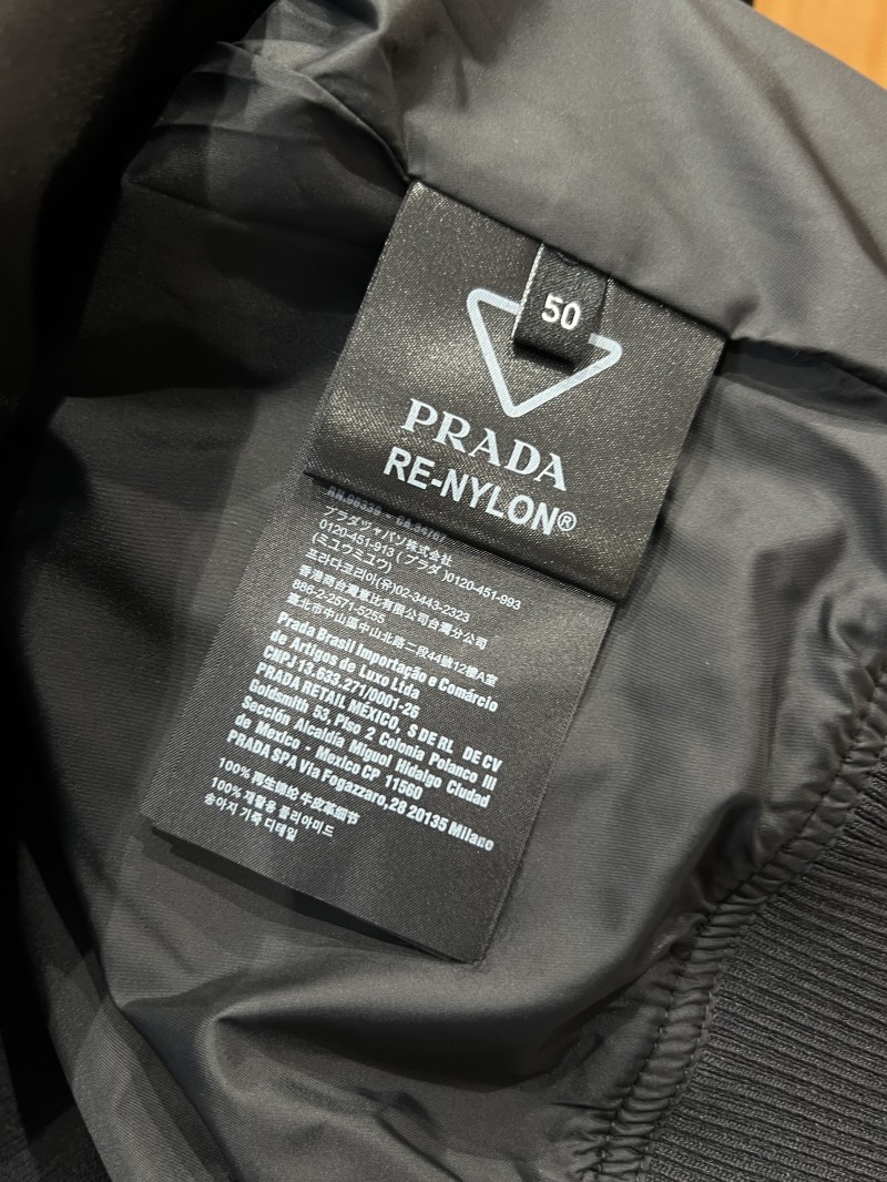 Prada Solid-Color Drop-Shoulder Long-Sleeve Zipper Jacket 8